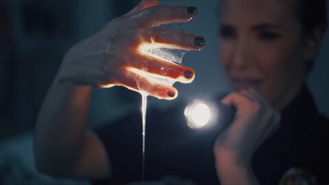 Police Officer Is Divided Into An Alien House Of A Foot - Sex -Yaga